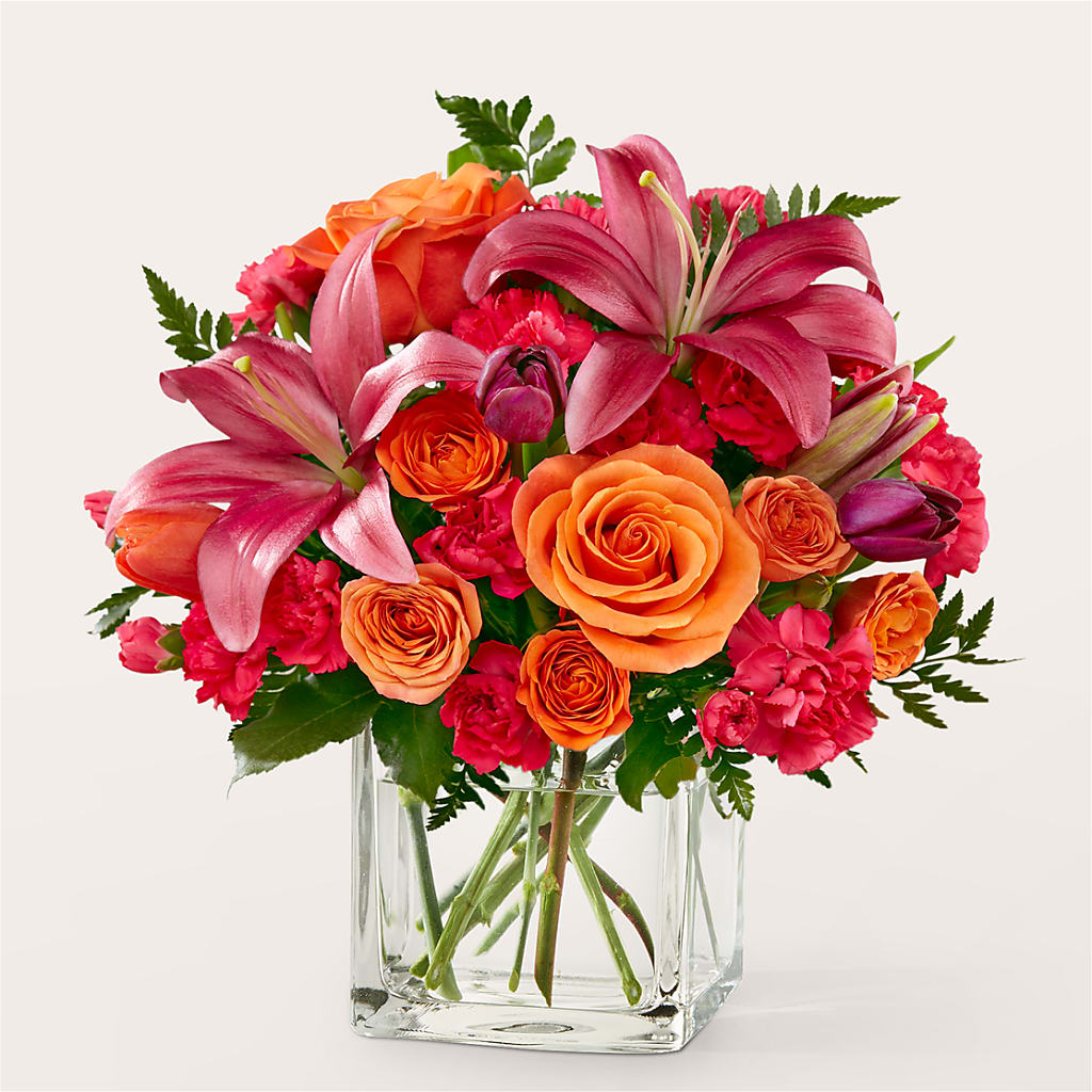 Lucky Lily Bouquet – Black Orchid Florist, Santa Ana CA