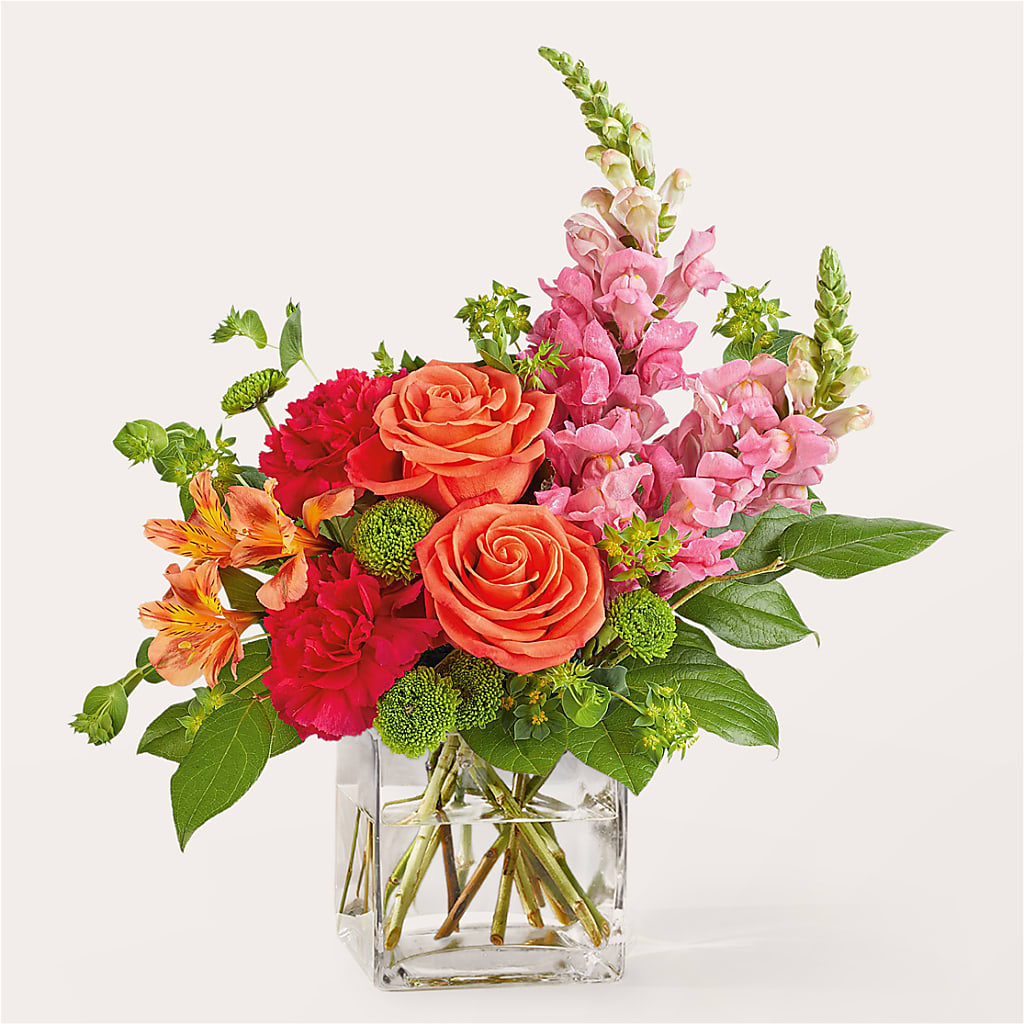 Cosmopolitan Bouquet – Black Orchid Florist, Santa Ana CA