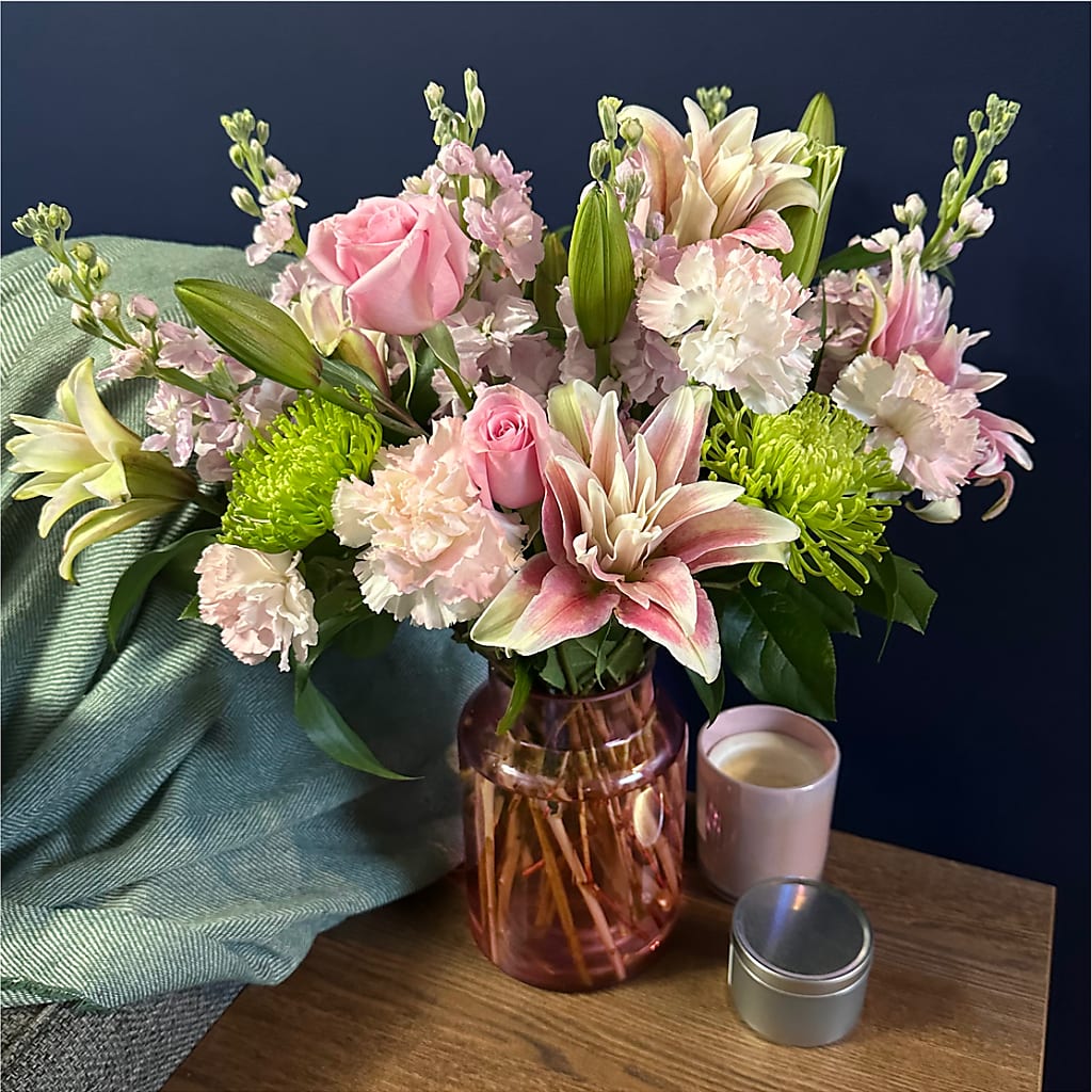 Pretty in Pink Bouquet – Black Orchid Florist, Santa Ana CA