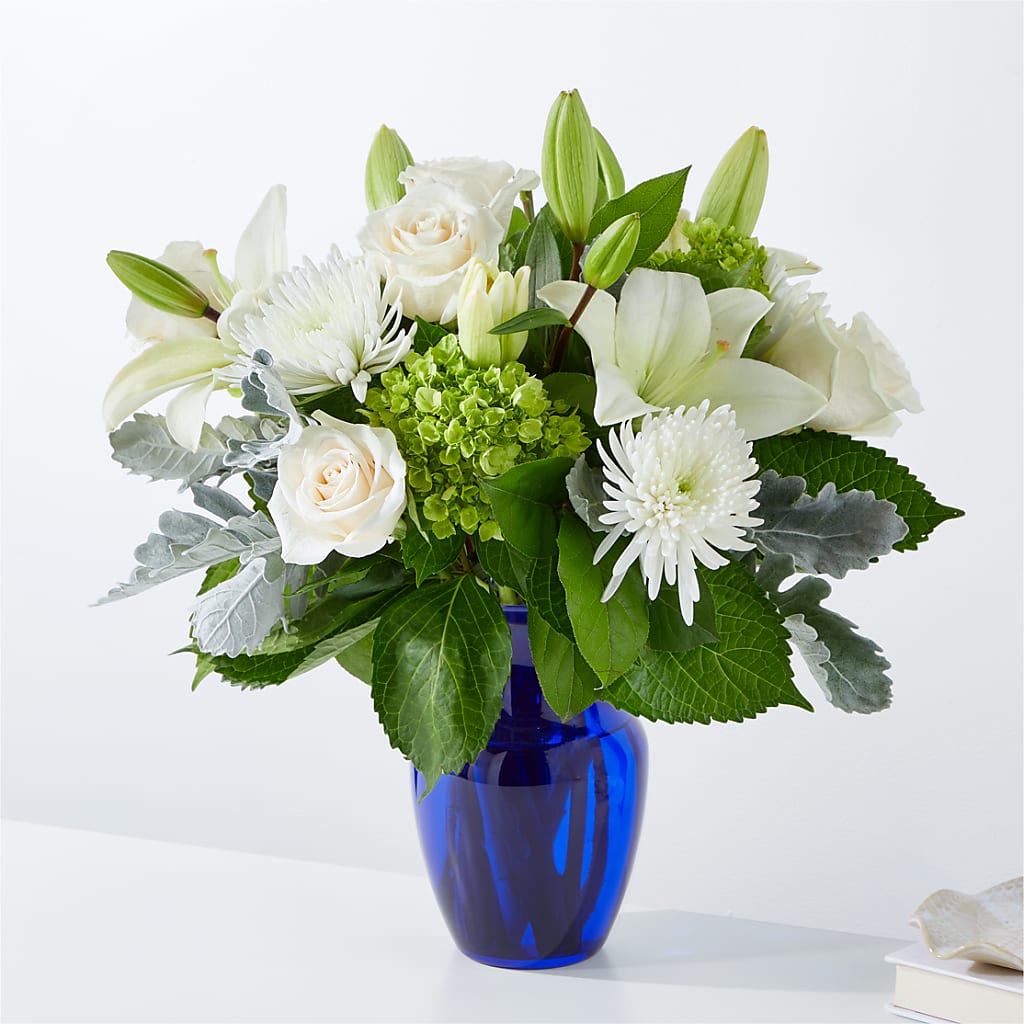 Snowy Dreams Bouquet – Black Orchid Florist, Santa Ana CA
