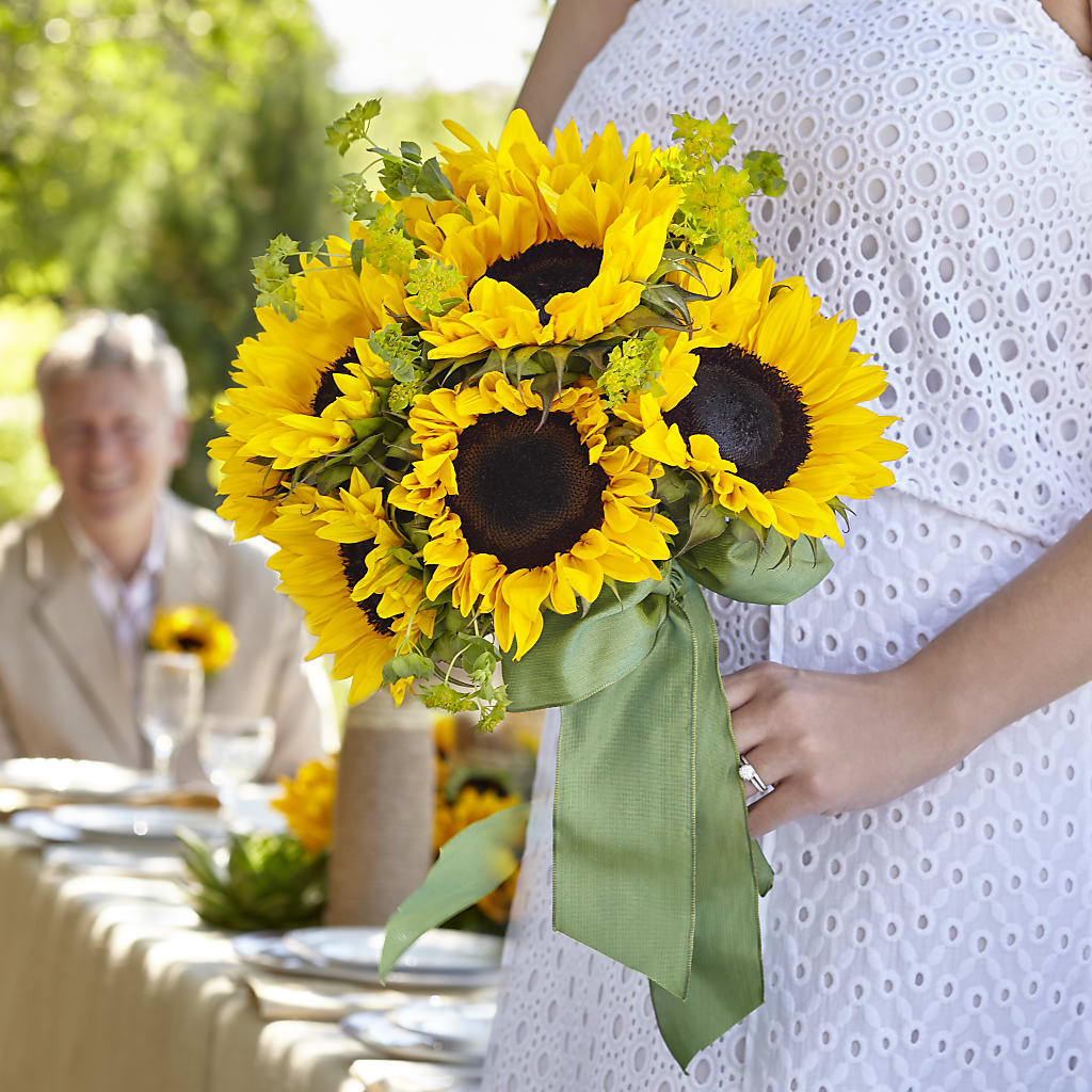 Free Spirit Bouquet – Black Orchid Florist, Santa Ana CA