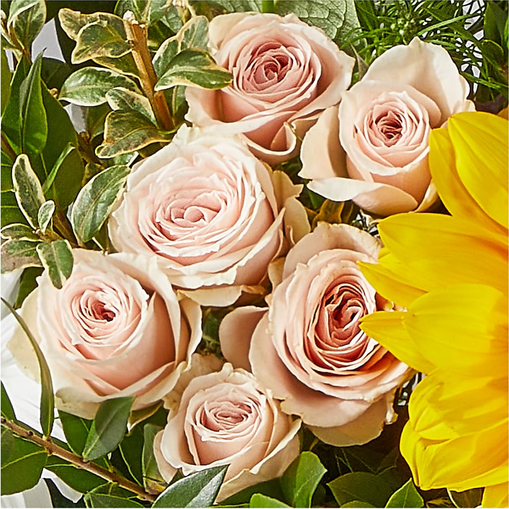 The Good Life Bouquet –  Black Orchid Florist, Santa Ana CA