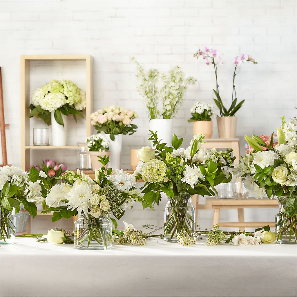 Classic Ivory – A Florist Original –  Black Orchid Florist, Santa Ana CA