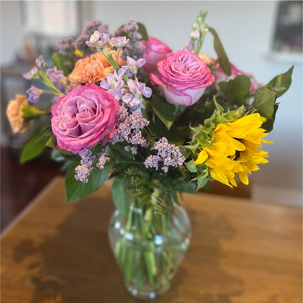 Yellow Brick Road Bouquet –  Black Orchid Florist, Santa Ana CA