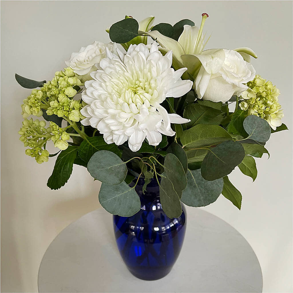 Snowy Dreams Bouquet –  Black Orchid Florist, Santa Ana CA