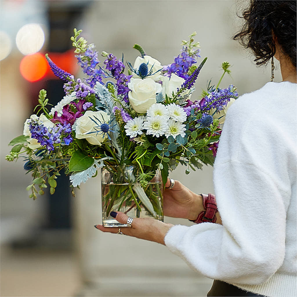 Shooting Star Bouquet –  Black Orchid Florist, Santa Ana CA