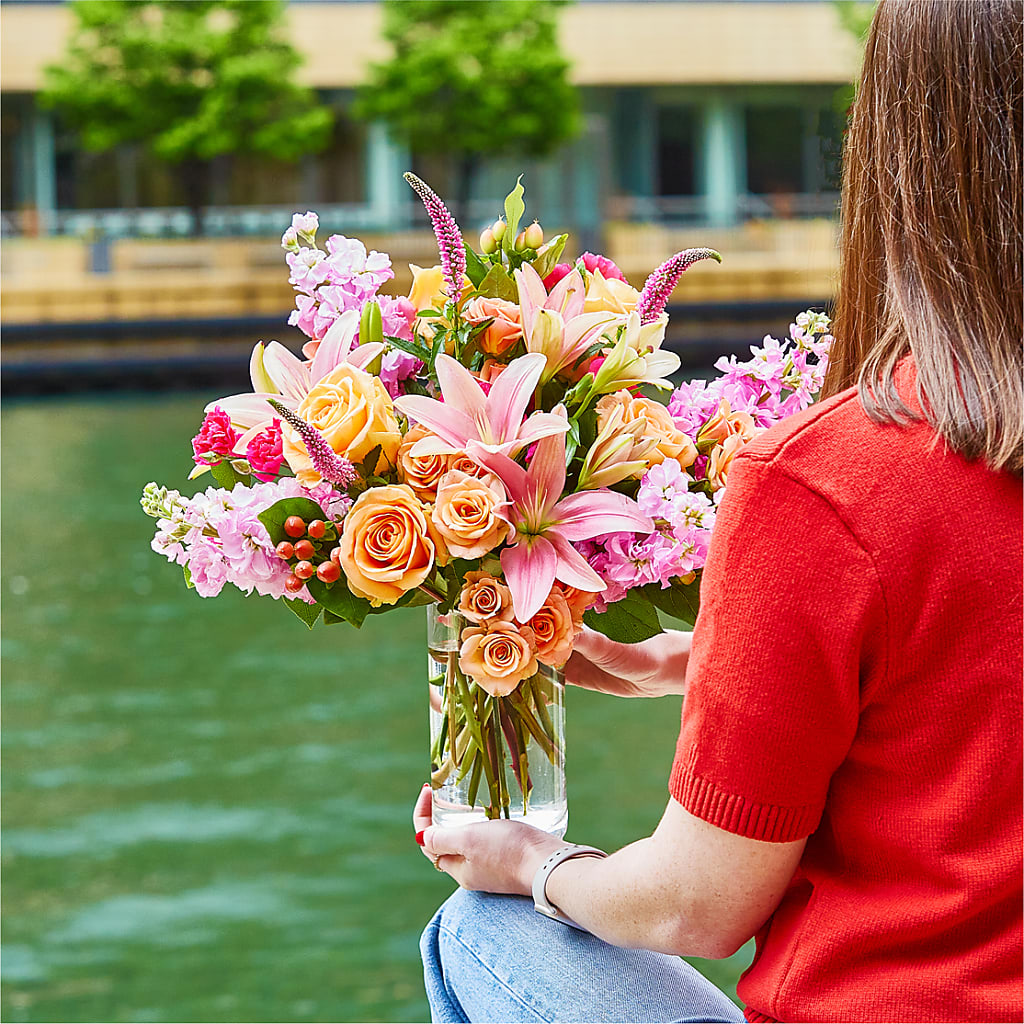 Bisous Bouquet –  Black Orchid Florist, Santa Ana CA