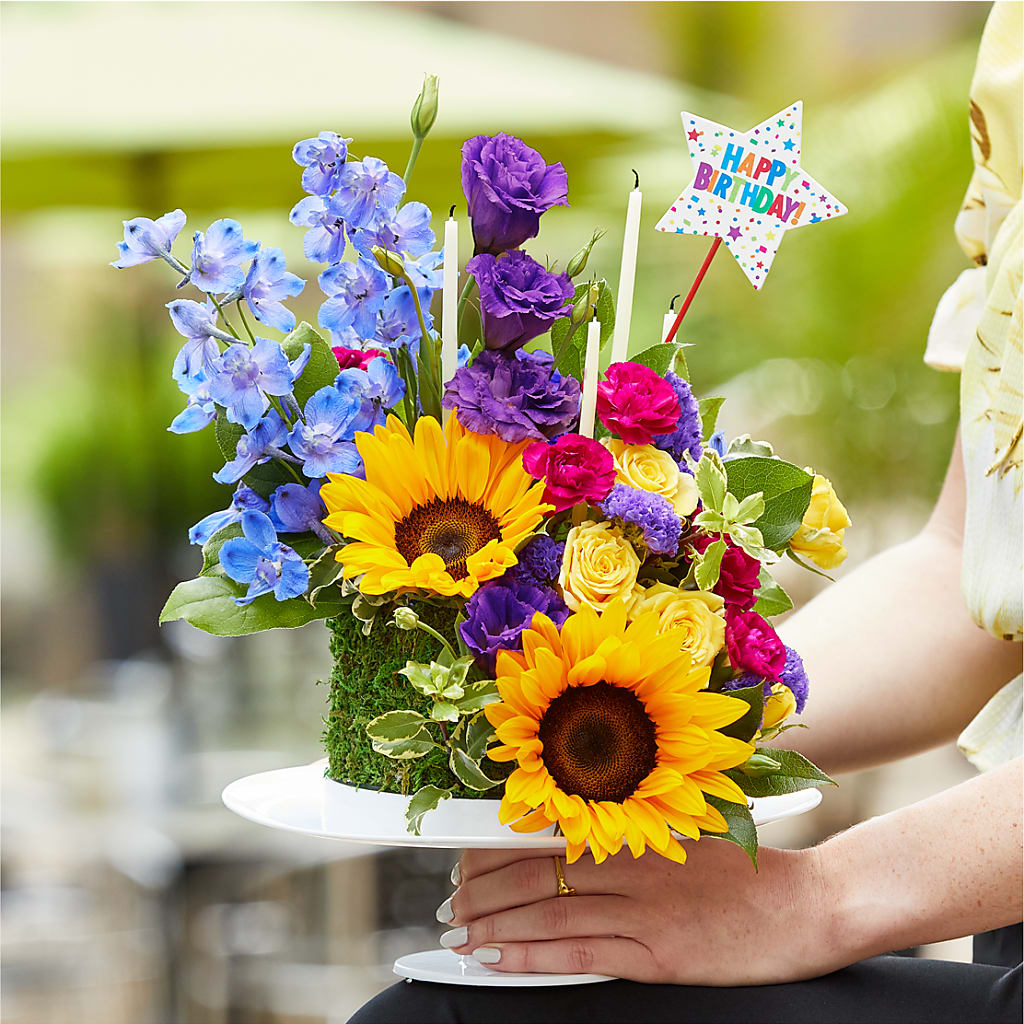 Star of the Day Floral Cake –  Black Orchid Florist, Santa Ana CA